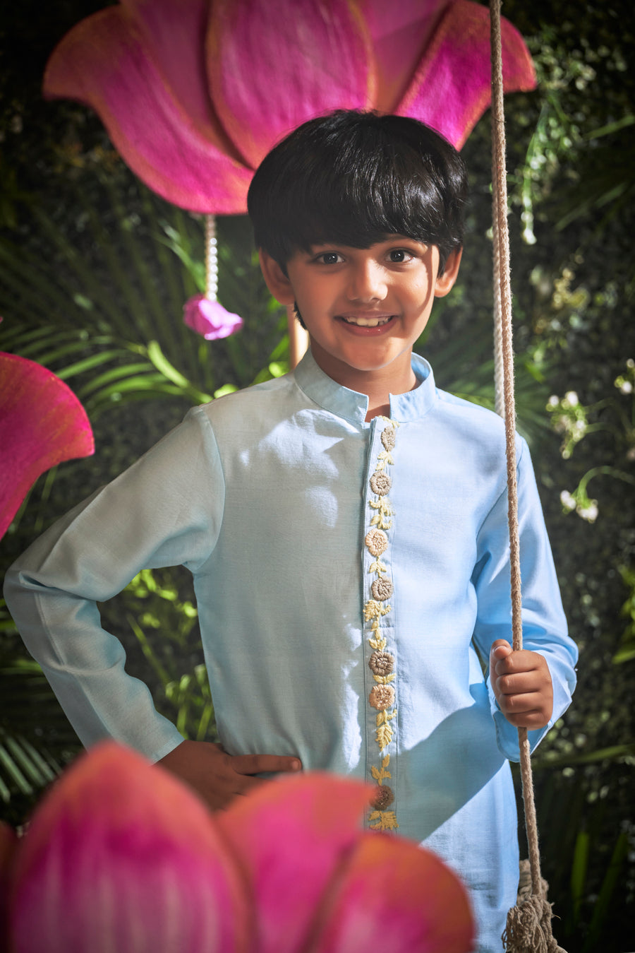 FLOWER PLAY KURTA PYJAMA SET